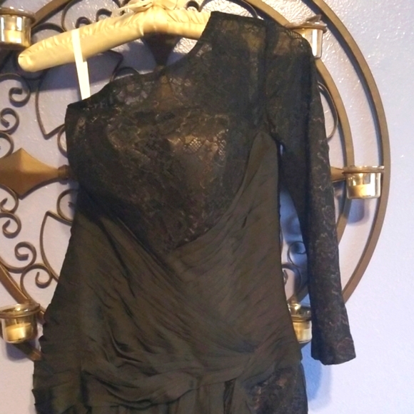 Formal gown - Picture 8 of 8